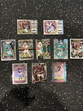 Devon Achane Rookie Football Trading Card Lot - Multicolor